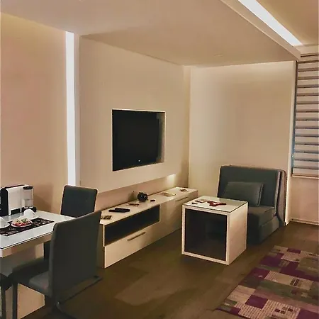 Urban Strossa Гостевой дом 3*