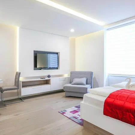 Urban Strossa 3* Сараево